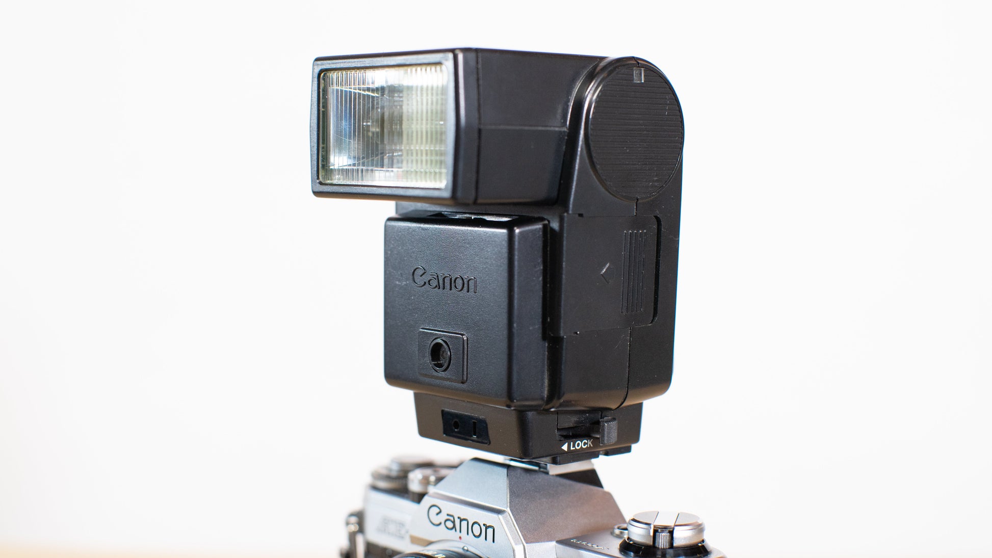 Canon Speedlite 199A Camera Flash - Used