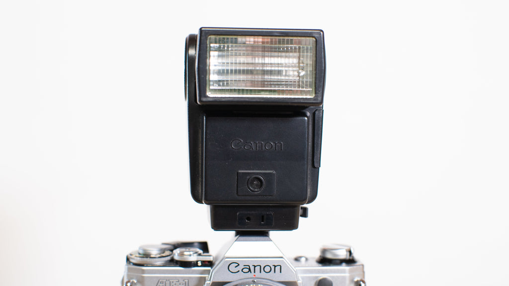 Canon Speedlite 199A Camera Flash - Used