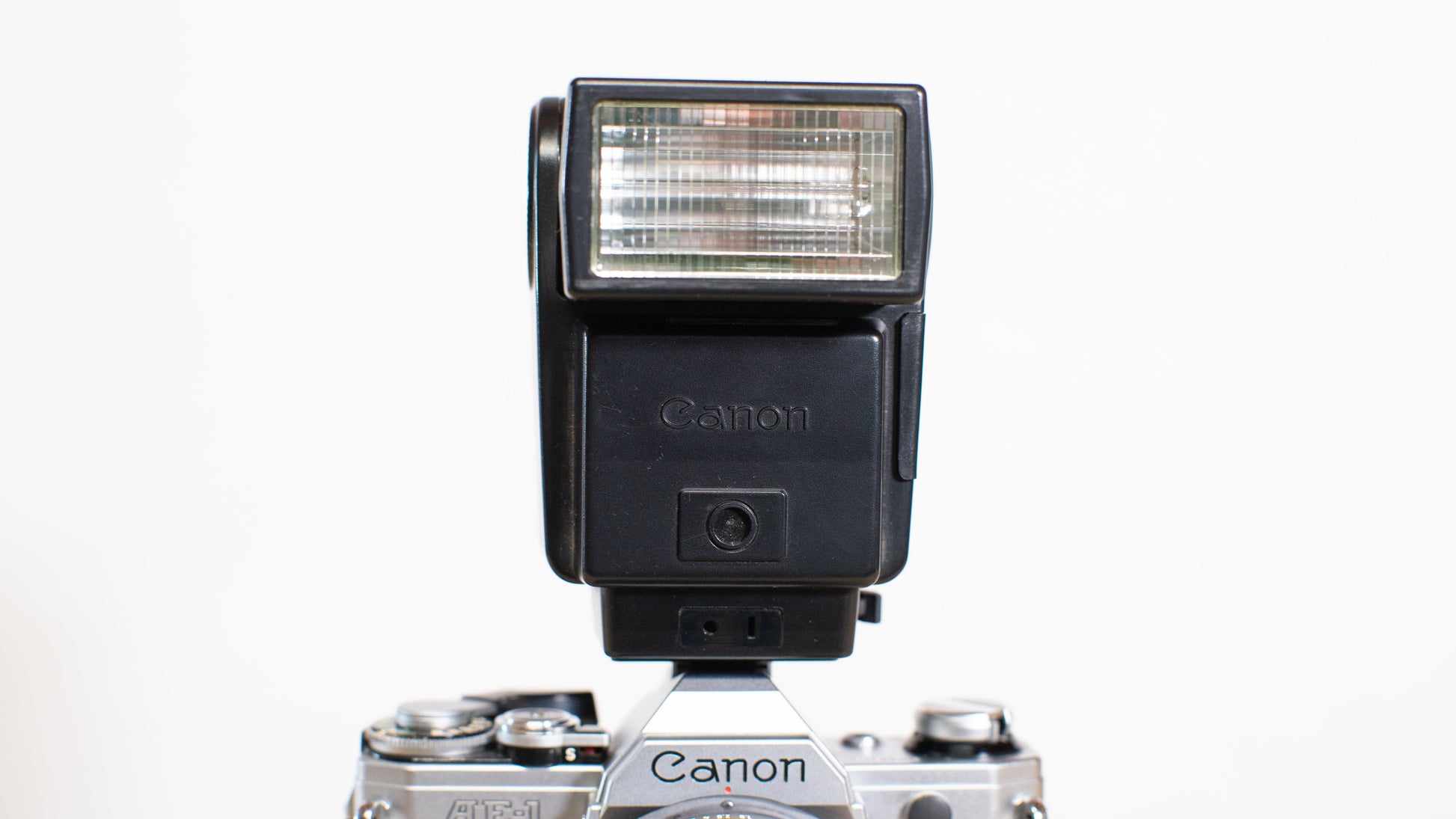 Canon Speedlite 199A Camera Flash - Used
