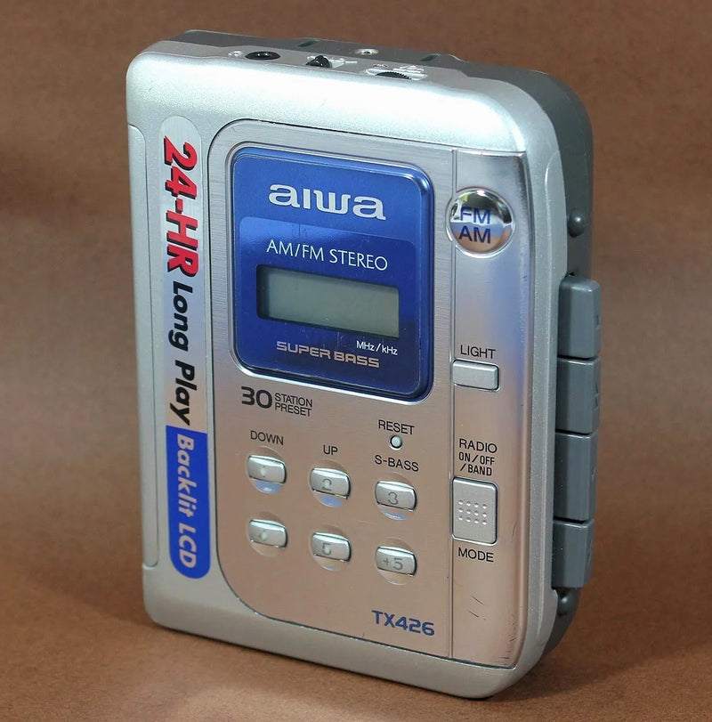 Aiwa HS-TX426 Walkman Cassette & Radio Player